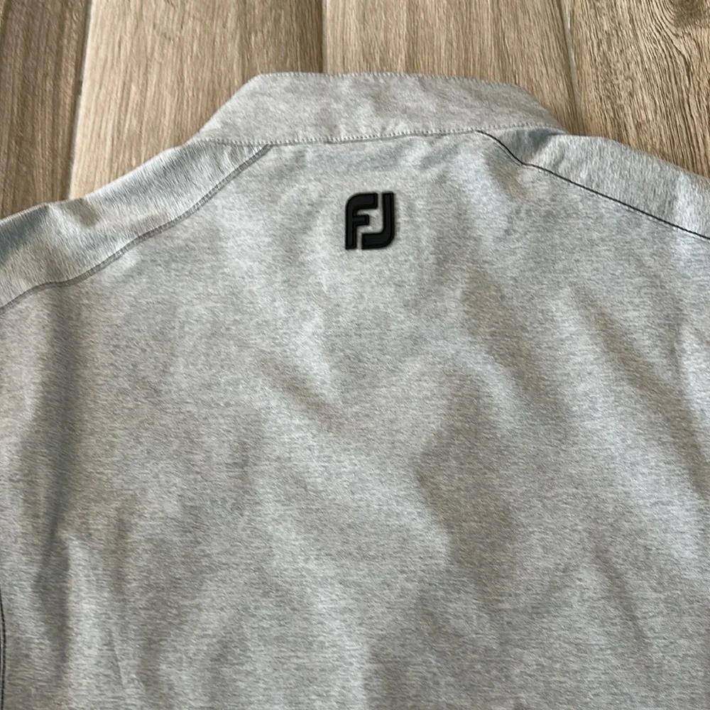 Footjoy Gray and Black Zip-Up Jacket - Picture 8 of 9